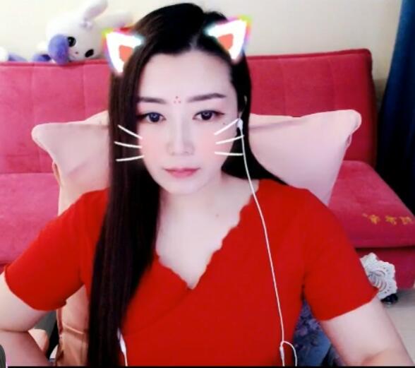 秀色在线直播网站 遇见一位不好惹又温婉的女孩1