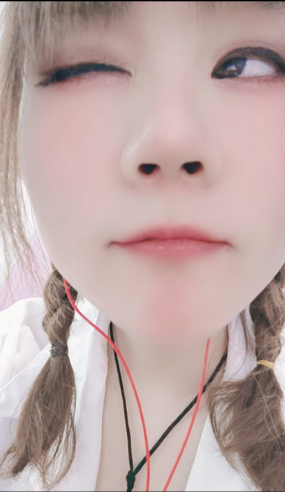 美女直播秀 主播小七女神范十足2