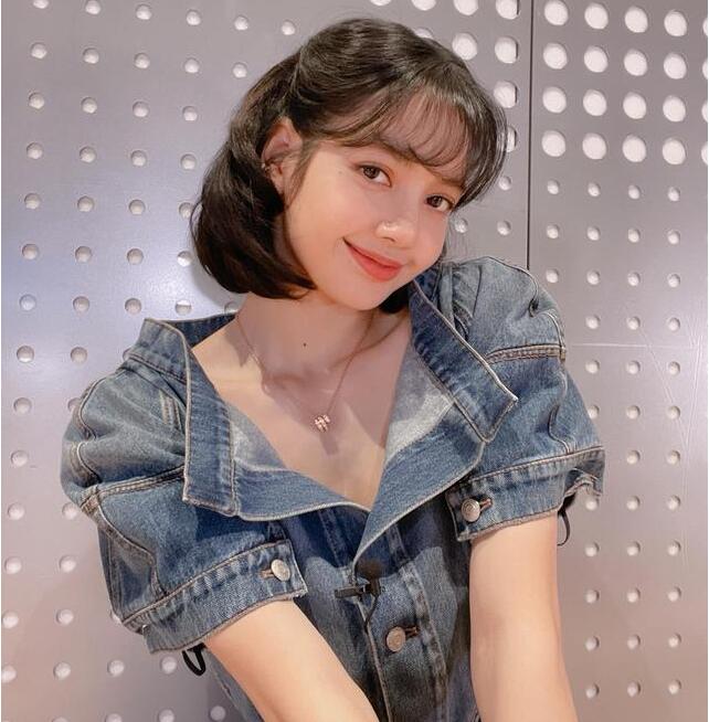 Lisa白雪公主同款短发 是在逃公主没错了