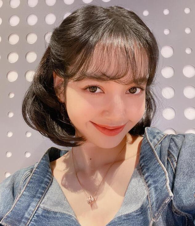 　　Lisa白雪公主同款短发 是在逃公主没错了2