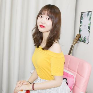 推荐主播YF-木木 颜值区的可爱小美女2