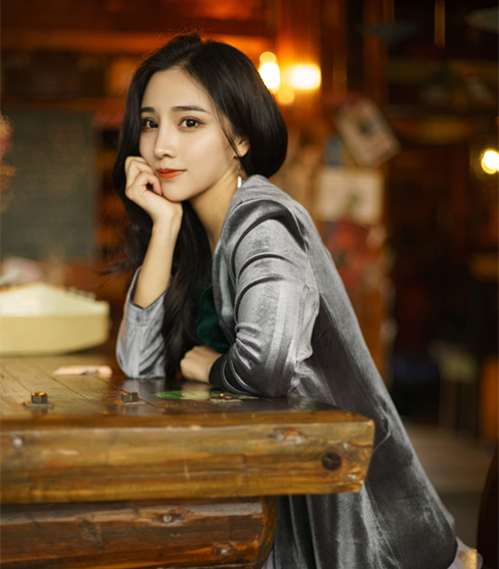 视频美女直播 从不缺少笑声的直播间1