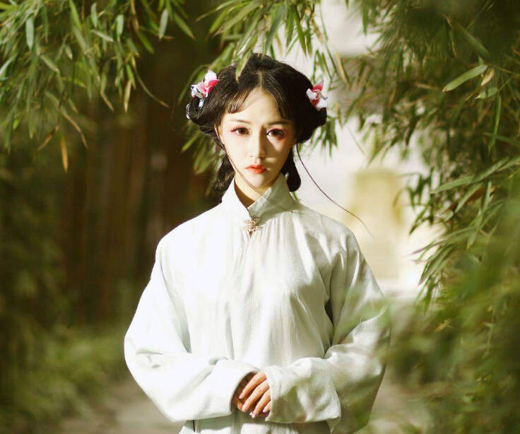 古风美女主播直播 低眸的一抹容颜，美得让人心醉!1
