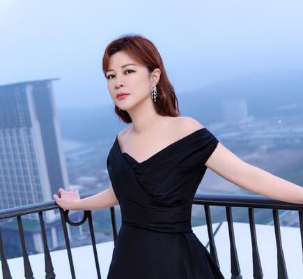 杜华点赞杨紫张艺兴视频 发文道歉1