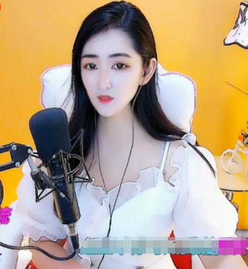 秀色人气主播歌者若曦 可爱逗趣的脱口秀美女2