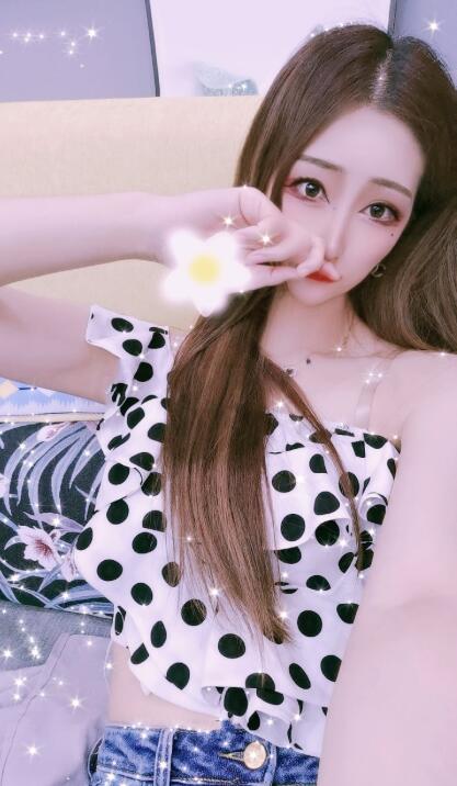清纯美女主播夏 感恩的美眉2