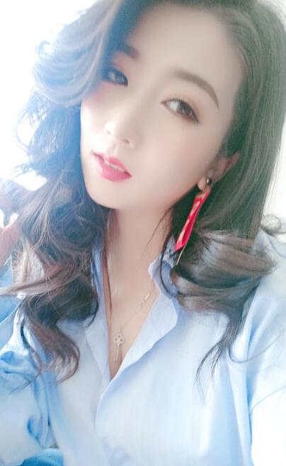 美女热舞直播间 爱美的里奈跳舞太美了2