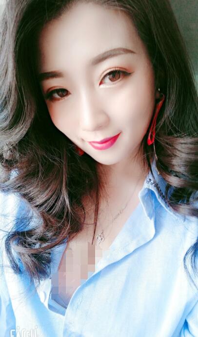 直播间可盐可甜的美女主播 元气满满活力多2