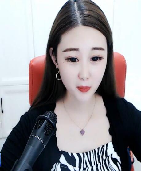 缘分百家饭美女主播求百元榜 玩王者滴滴她2