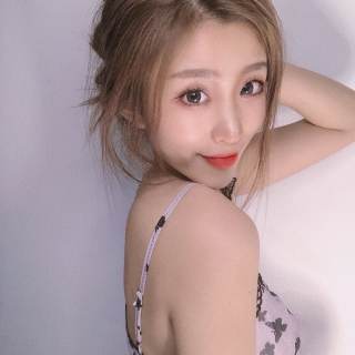 直播间主播慵懒女声唱歌视频直播秀1