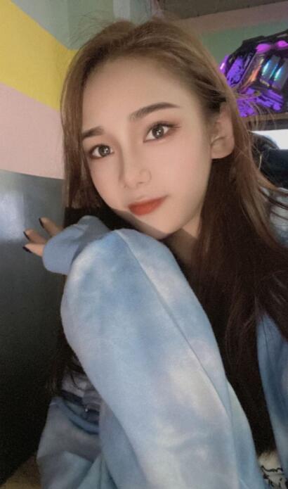 湖北美女主播带你感受初秋的暖妆2