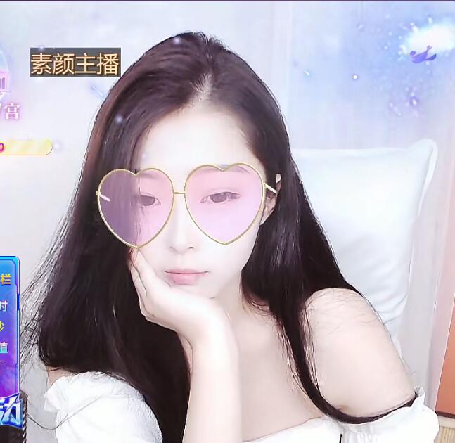 直播间主播可素颜可清纯--主播懿2