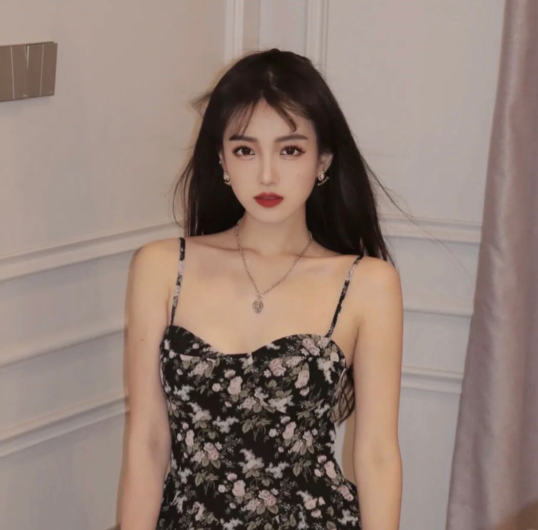 美女视频直播聊天室_视频跳舞直播聊天室