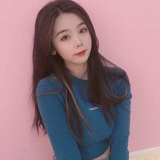 美女秀场直播间_高颜值主播直播大厅
