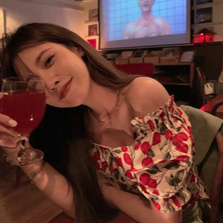 性感美女直播_主播花样直播间