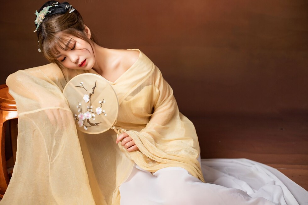美女唱歌视频直播间