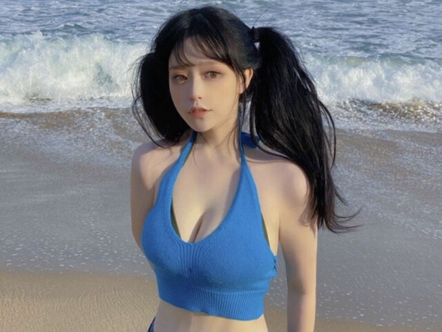 在线面对面视频聊天_美女面对面视频聊天