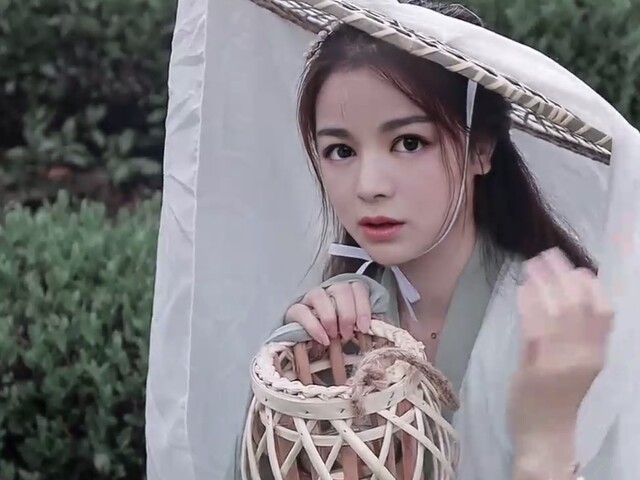 视频表演聊天室_聊天室美女视频